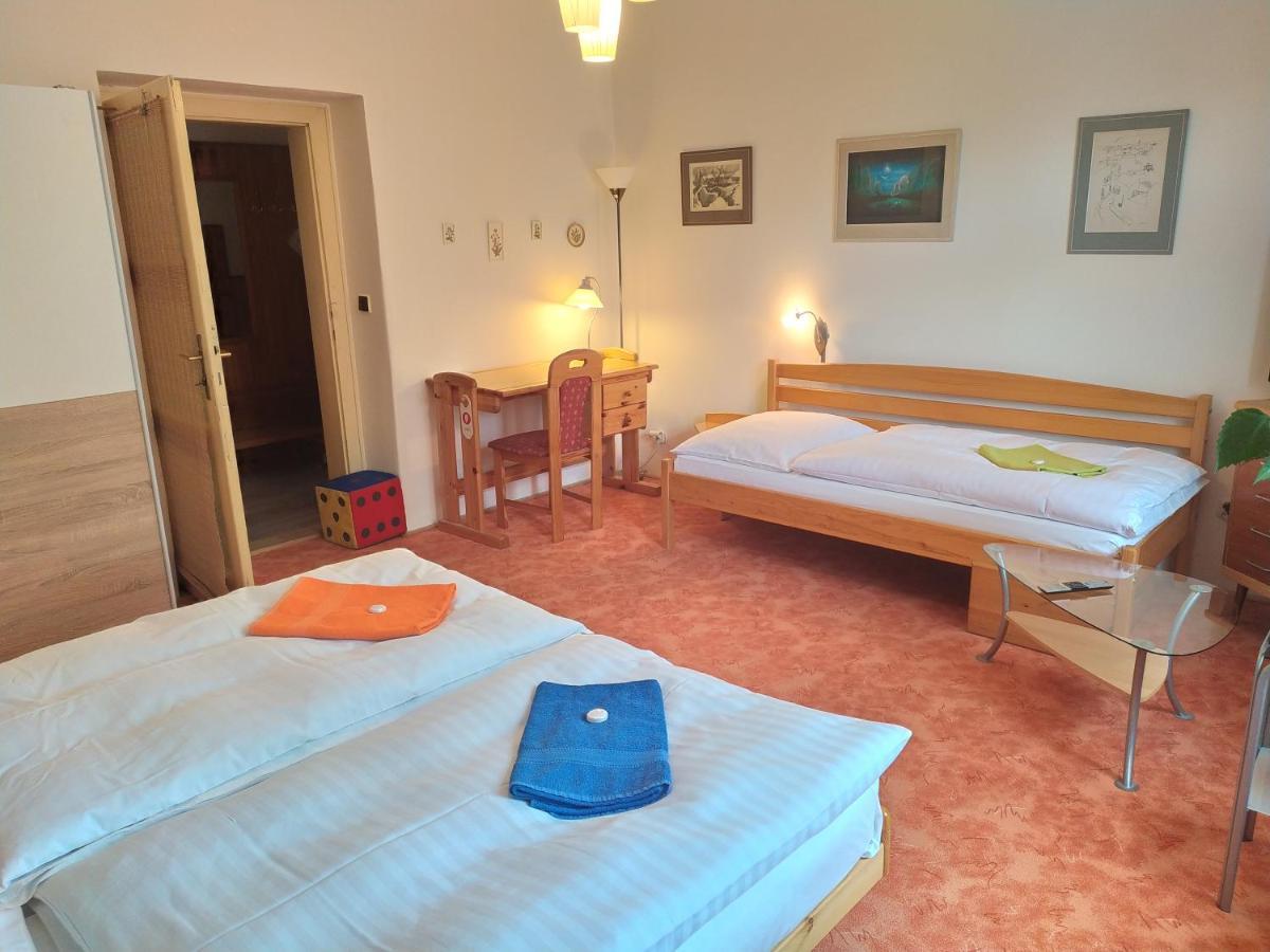 Pension 21 Прага Екстер'єр фото