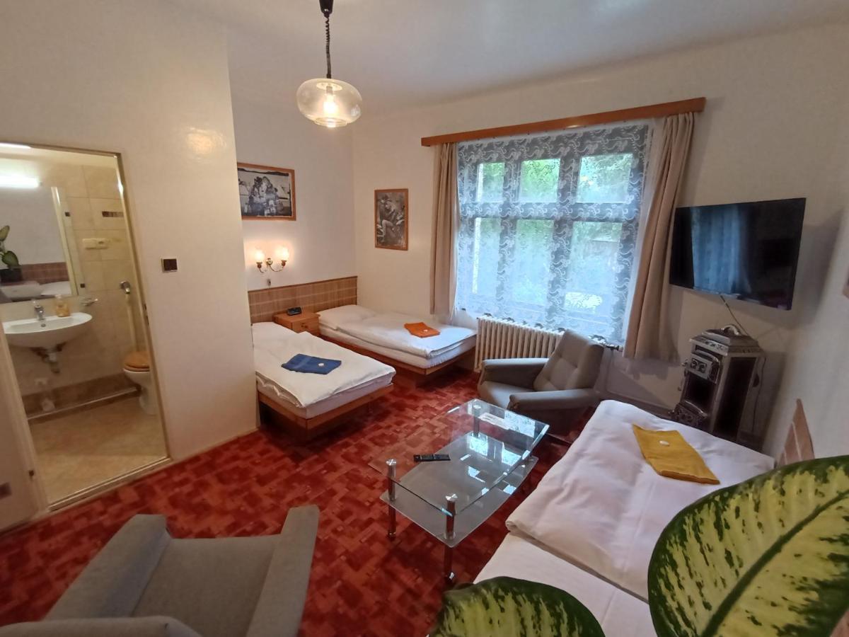 Pension 21 Прага Екстер'єр фото