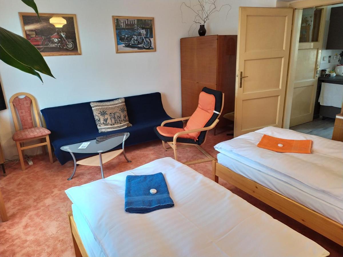 Pension 21 Прага Екстер'єр фото